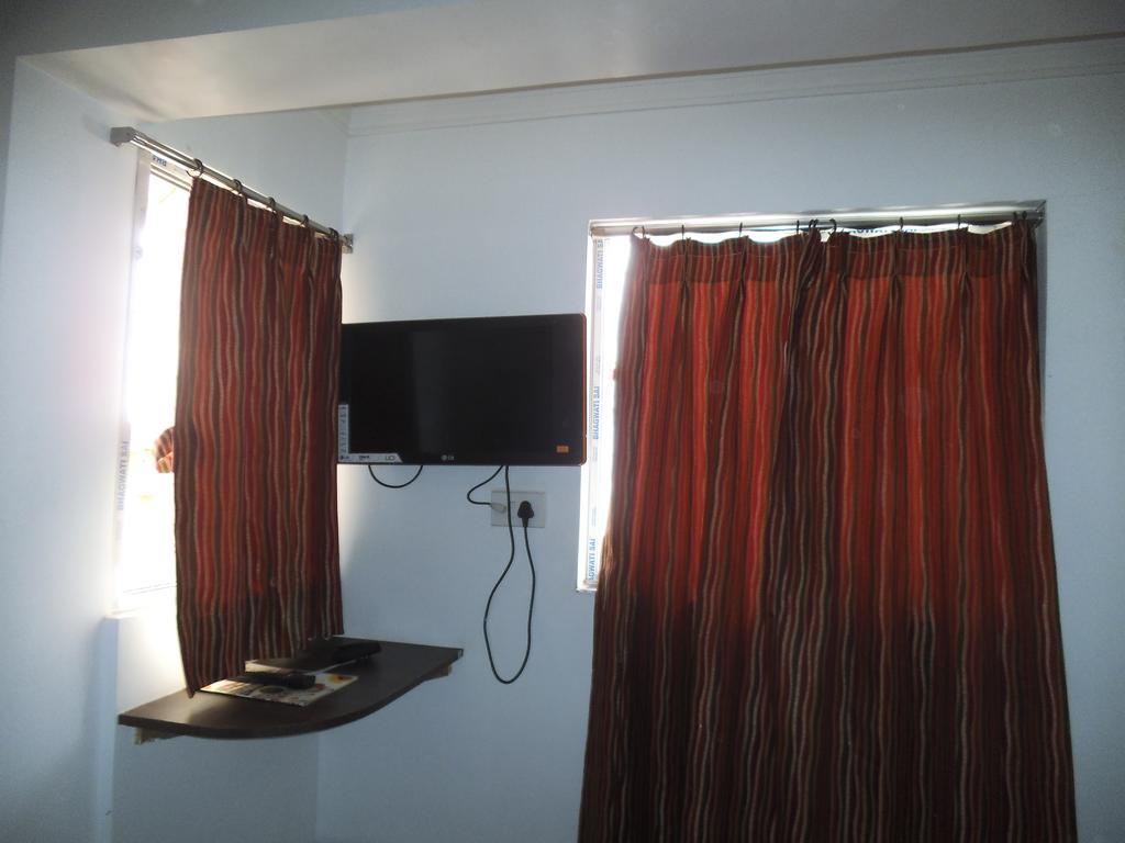 Hôtel City Centre à Agartala Chambre photo