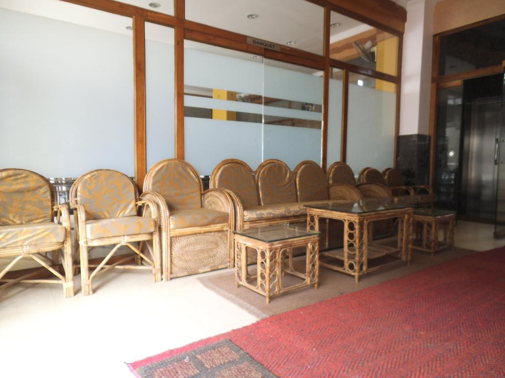 Hôtel City Centre à Agartala Extérieur photo